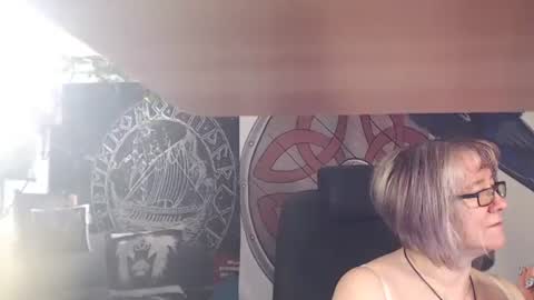Snapshot of kleiner_teufel chatting on 27, 4, 2026 Michelle online show from 27, 4, 2026