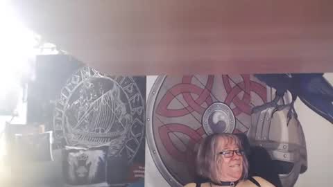 Snapshot of kleiner_teufel chatting on 3, 5, 2026 Michelle online show from 3, 5, 2026