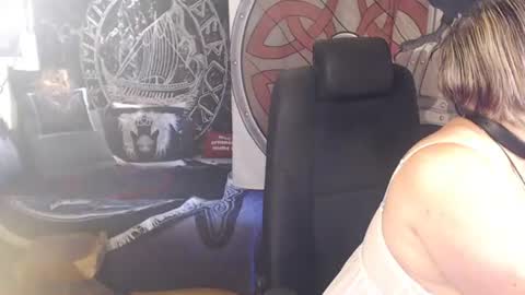 Snapshot of kleiner_teufel chatting on 1, 7, 2026 Michelle online show from 1, 7, 2026