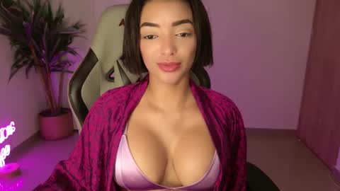 Snapshot of kleogold_1 chatting on 9, 11, 2025 Christina online show from 9, 11, 2025