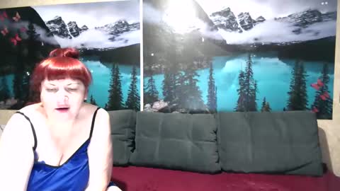 Snapshot of kleosnow chatting on 8, 11, 2025 Kleosnow online show from 8, 11, 2025