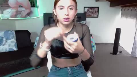 Kloe deker online show from 11, 3, 2025