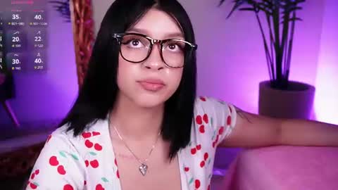 Snapshot of kloe_meow chatting on 2, 7, 2026 Kloe online show from 2, 7, 2026
