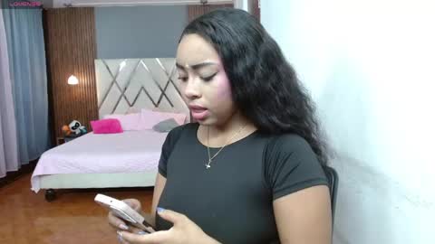 Snapshot of kloe_rousse01 chatting on 9, 5, 2026 online show from 9, 5, 2026