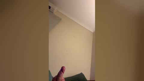 Snapshot of kmask16 chatting on 13, 4, 2026 kmask16 online show from 13, 4, 2026