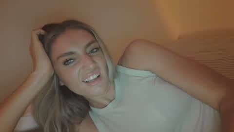 Snapshot of kmb25 chatting on 15, 7, 2026 kmb25 online show from 15, 7, 2026