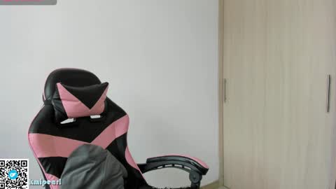 Camila Reyes online show from 10, 4, 2026