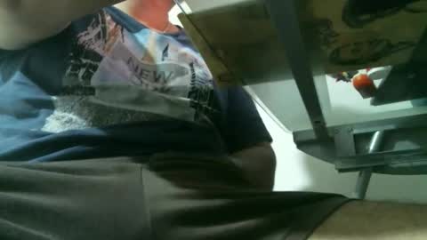 Snapshot of knickfranco chatting on 17, 11, 2025 knickfranco online show from 17, 11, 2025