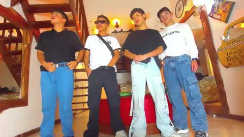 Snapshot of kobayaske chatting on 23, 2, 2025 kobayaske online show from 23, 2, 2025