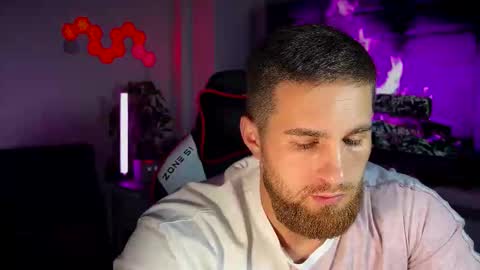 Sweet boy online show from 18, 12, 2025