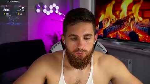 Snapshot of kochka25 chatting on 19, 6, 2026 Sweet boy online show from 19, 6, 2026