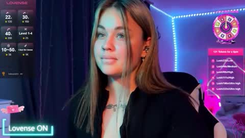 Snapshot of kokokolla chatting on 15, 10, 2025 Mia online show from 15, 10, 2025