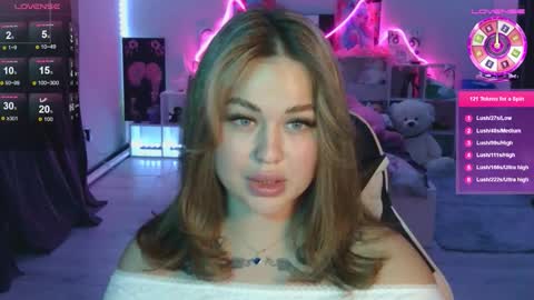 Snapshot of kokokolla chatting on 24, 10, 2025 Mia online show from 24, 10, 2025