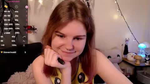 Snapshot of komorebbi chatting on 12, 1, 2025 Marta online show from 12, 1, 2025