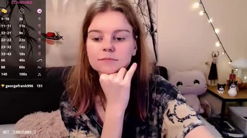 Snapshot of komorebbi chatting on 28, 1, 2025 Marta online show from 28, 1, 2025