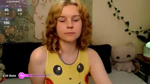 Snapshot of komorebbi chatting on 30, 4, 2026 Marta online show from 30, 4, 2026