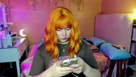 MISS ALICIA online show from 26, 9, 2025