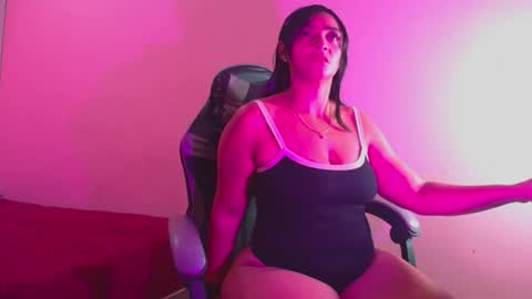 Snapshot of korny_milf chatting on 20, 7, 2026 korny_milf online show from 20, 7, 2026