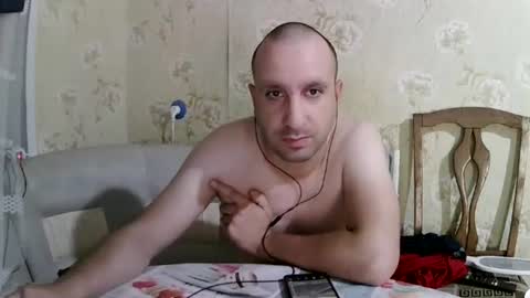 Snapshot of kostua31 chatting on 26, 7, 2026 kvg-1994 online show from 26, 7, 2026