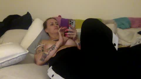 koyoteej online show from 21, 1, 2025