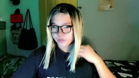 krezikeed online show from 13, 4, 2026