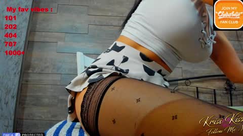 Snapshot of krisi_kiss chatting on 4, 1, 2025 KrisiFollow me Thumb UP online show from 4, 1, 2025