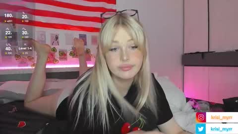 Snapshot of krisi_myrr chatting on 19, 9, 2025 Kristina3 online show from 19, 9, 2025