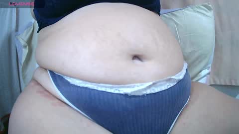 krissone online show from 9, 4, 2026