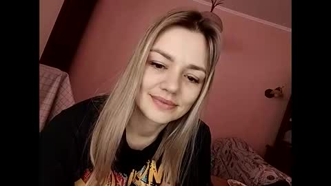 KrissSexi online show from 5, 2, 2025