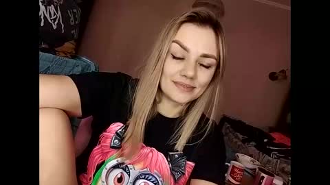 KrissSexi online show from 12, 2, 2025