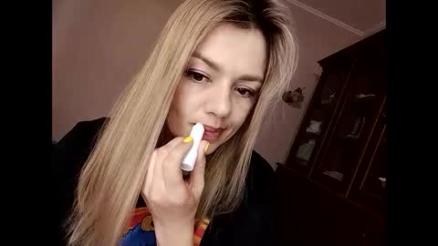 KrissSexi online show from 27, 2, 2025