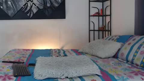 Andrea online show from 6, 11, 2025