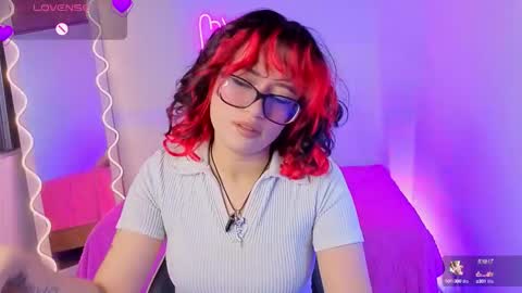 kristen_tay online show from 13, 9, 2025