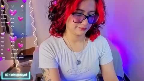kristen_tay online show from 9, 10, 2025