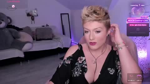 Tina online show from 28, 1, 2025