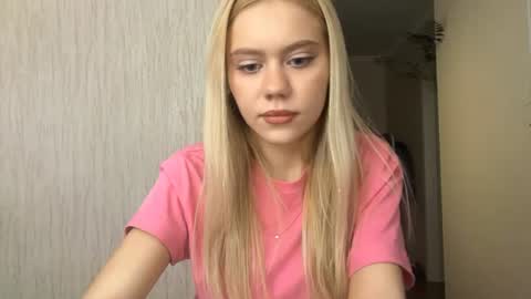 Snapshot of kristifelicien chatting on 18, 6, 2026 Blake online show from 18, 6, 2026