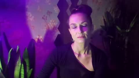 Snapshot of kristinagold44 chatting on 14, 12, 2024 Kristina online show from 14, 12, 2024