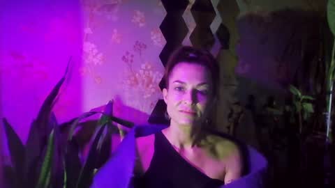 Snapshot of kristinagold44 chatting on 28, 12, 2024 Kristina online show from 28, 12, 2024