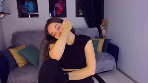 Kristina online show from 6, 12, 2024