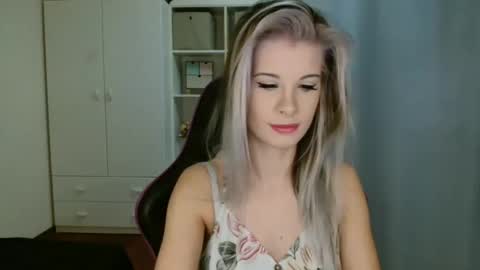 KristineAmore online show from 15, 1, 2026