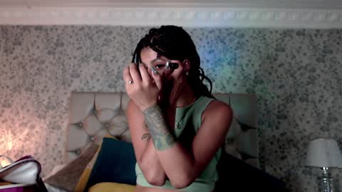 KristinWall online show from 4, 12, 2024