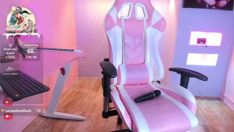 KristinWall online show from 7, 1, 2025