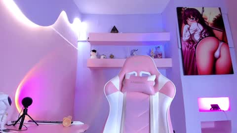 KristinWall online show from 17, 1, 2025