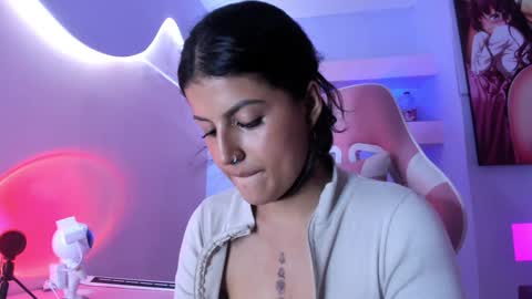 KristinWall online show from 21, 1, 2025