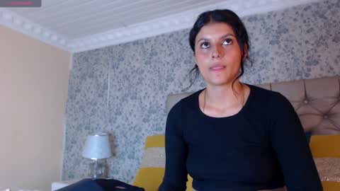 KristinWall online show from 2, 2, 2025