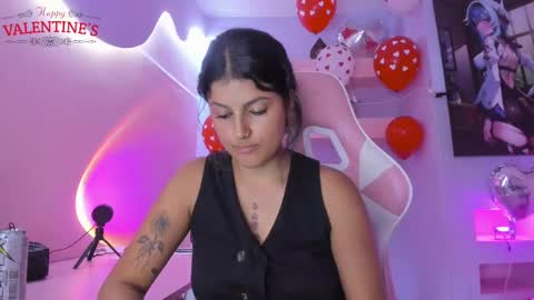 KristinWall online show from 14, 2, 2025