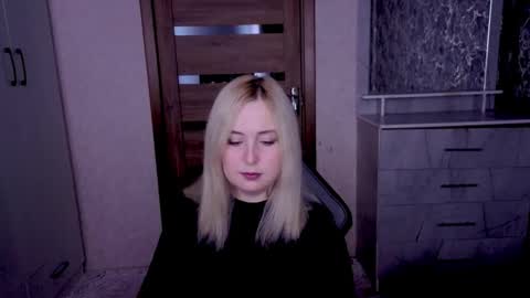 Kristy online show from 6, 4, 2026