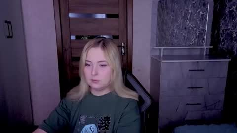 Snapshot of kristy_fran chatting on 18, 5, 2026 Kristy online show from 18, 5, 2026