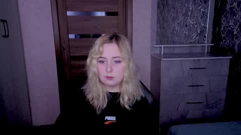 Snapshot of kristy_fran chatting on 19, 5, 2026 Kristy online show from 19, 5, 2026