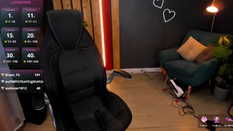 Monika online show from 2, 2, 2025